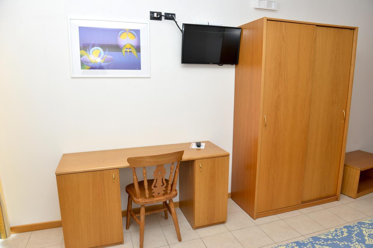 Clodi Resort Ancarano  Екстер'єр фото